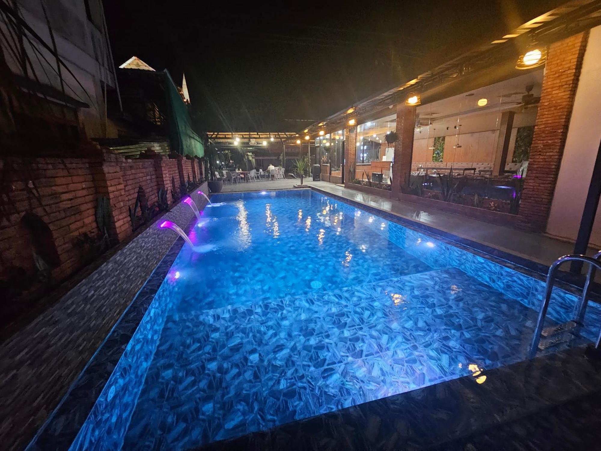 Win Hotel Vang Vieng Eksteriør billede