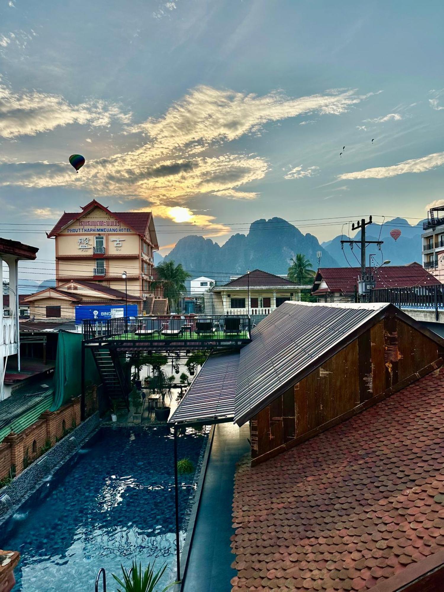Win Hotel Vang Vieng Eksteriør billede